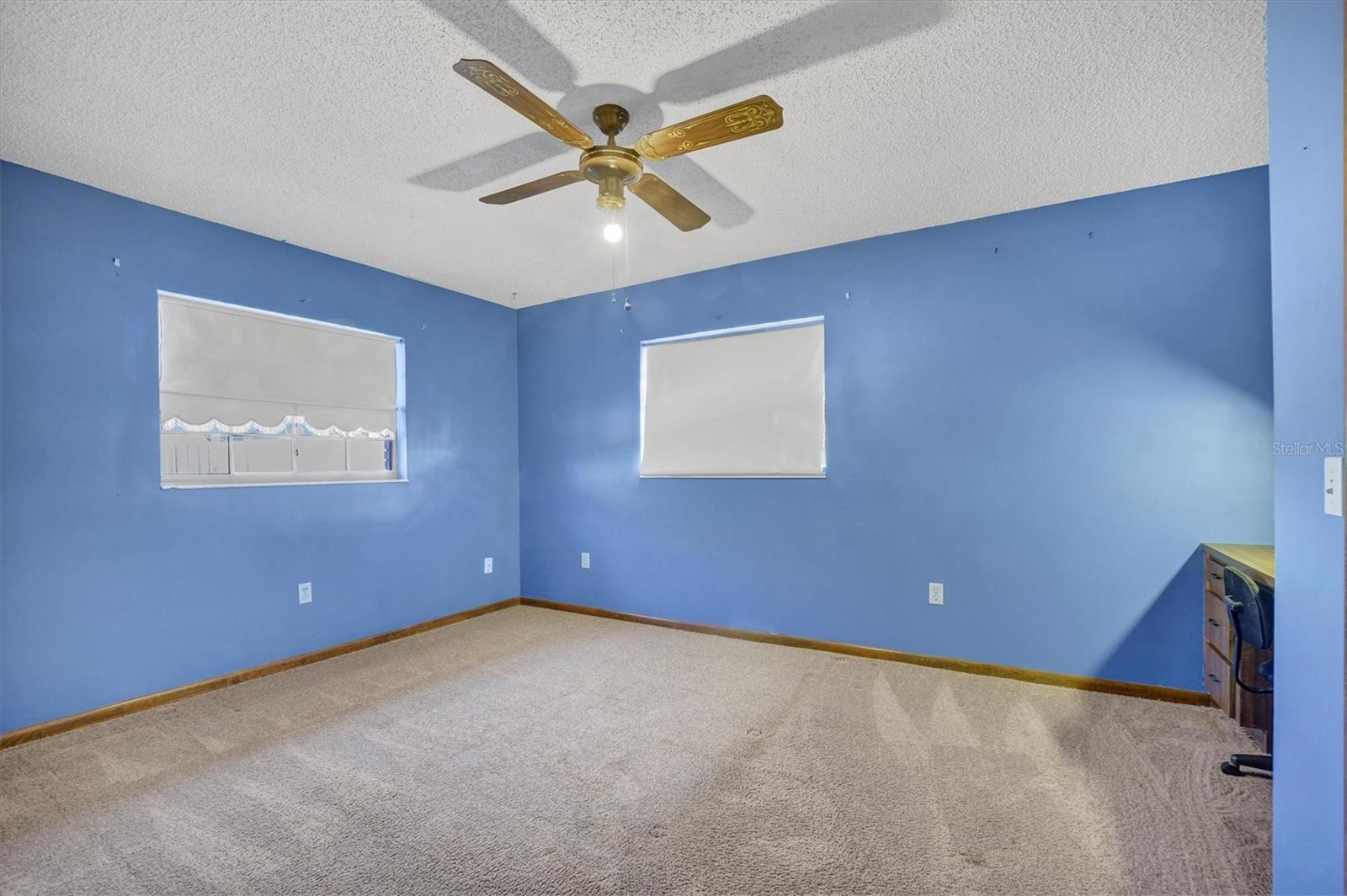 Image 38 of 41 For 295 Glen Avenue