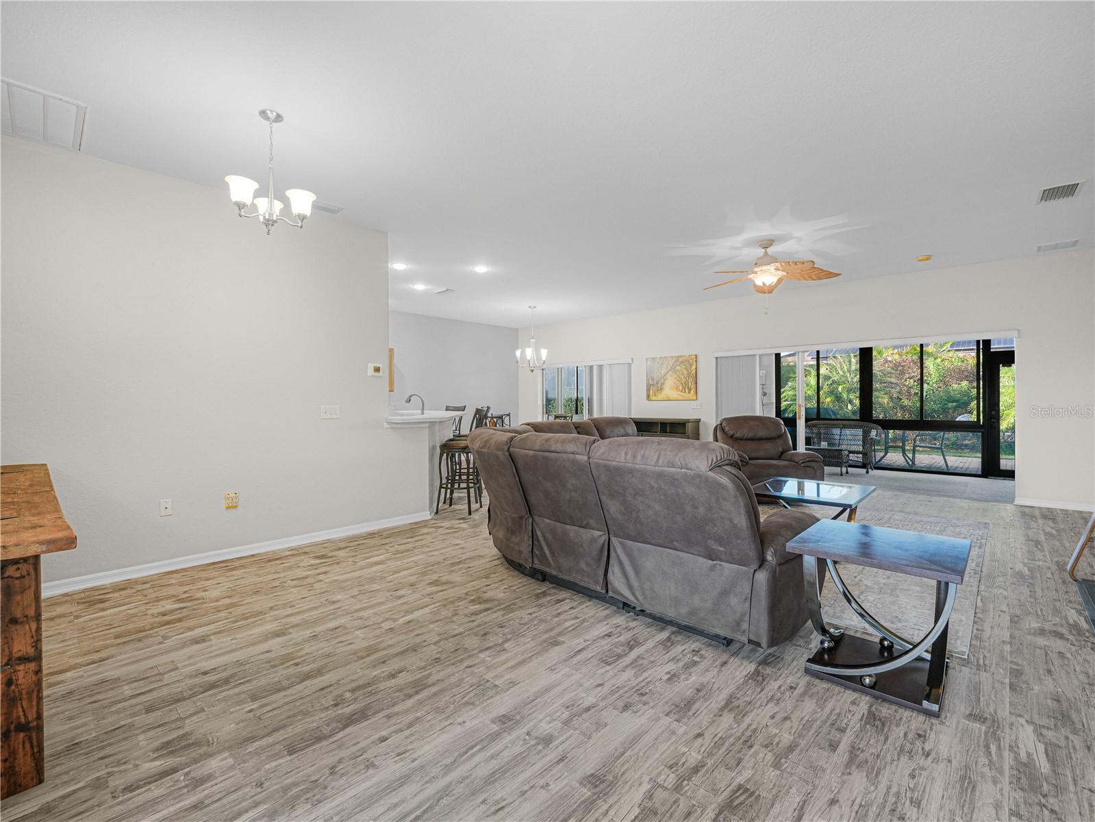 Image 5 of 78 For 4424 Waterford Drive