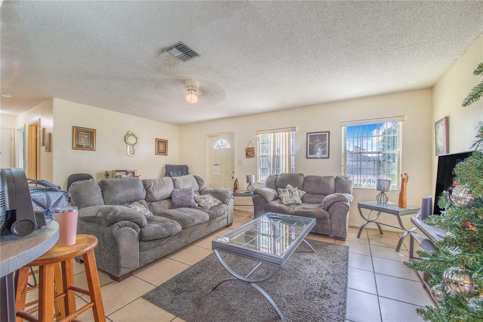 Image 10 of 35 For 666 Florida Parkway