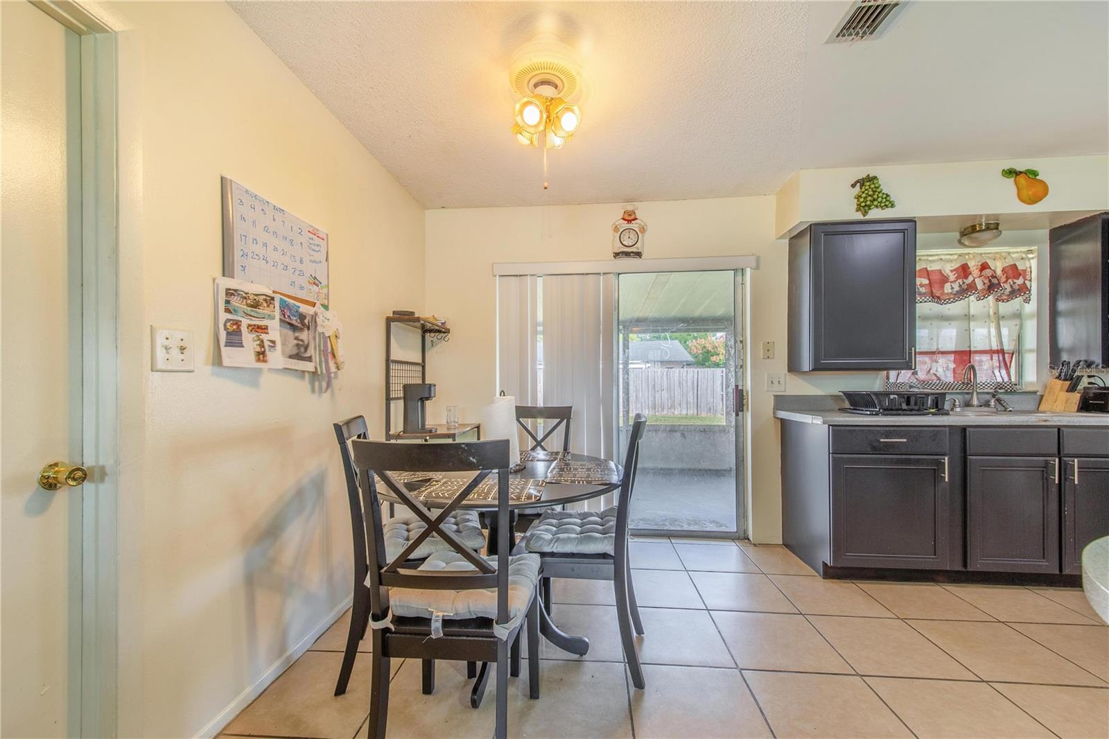 Image 12 of 35 For 666 Florida Parkway