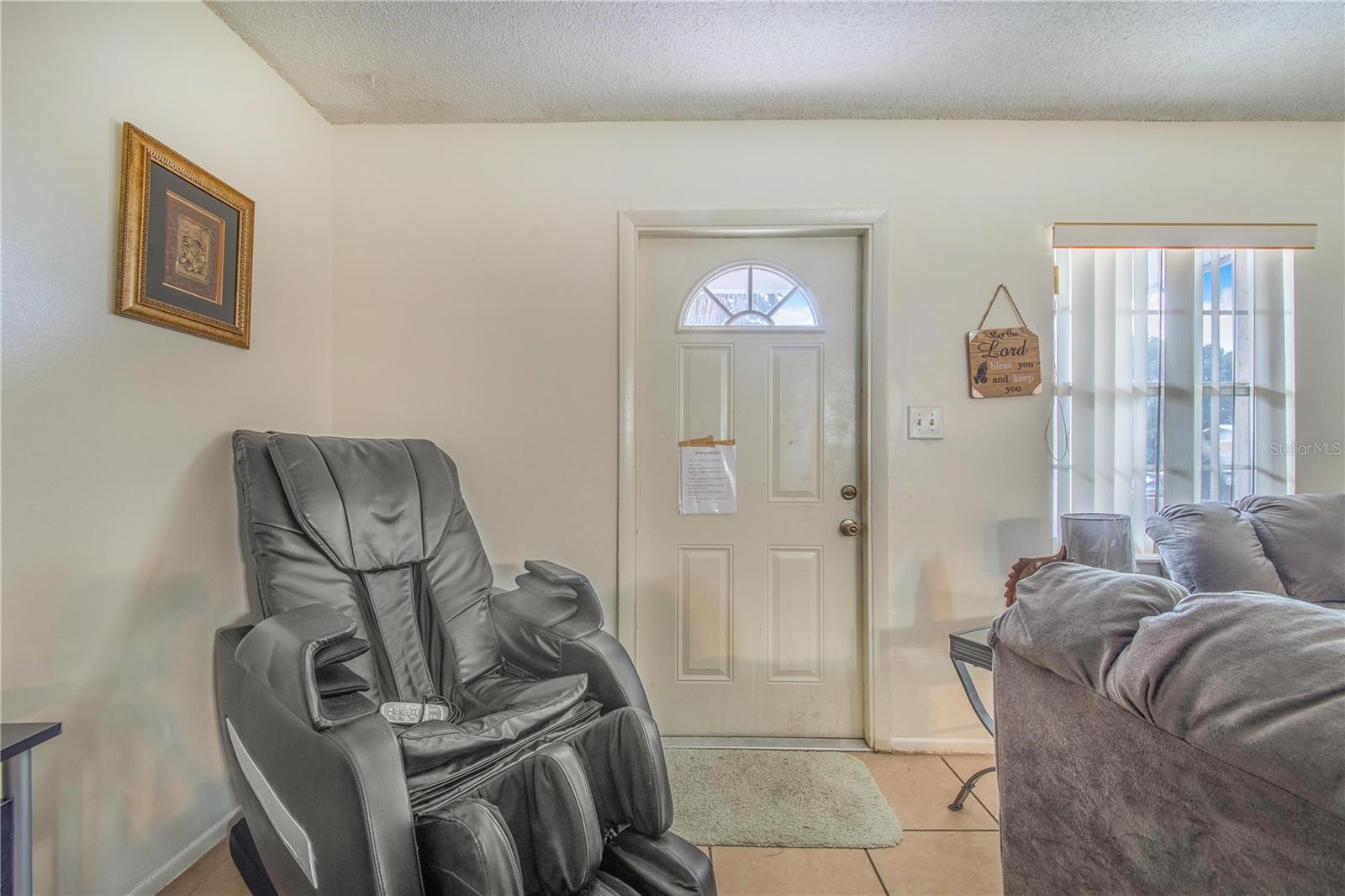 Image 8 of 35 For 666 Florida Parkway