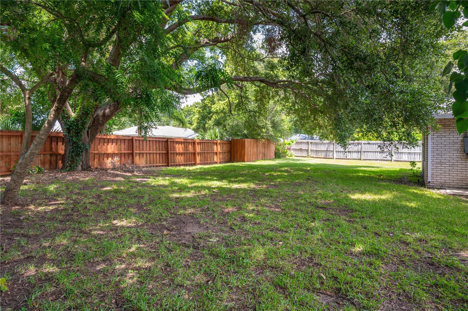 Image 30 of 32 For 305 Hernando Road