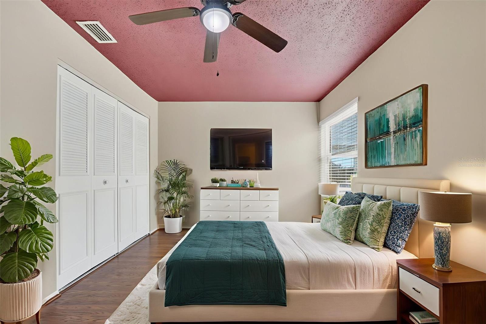 Image 26 of 46 For 1550 11th Street Ne D7