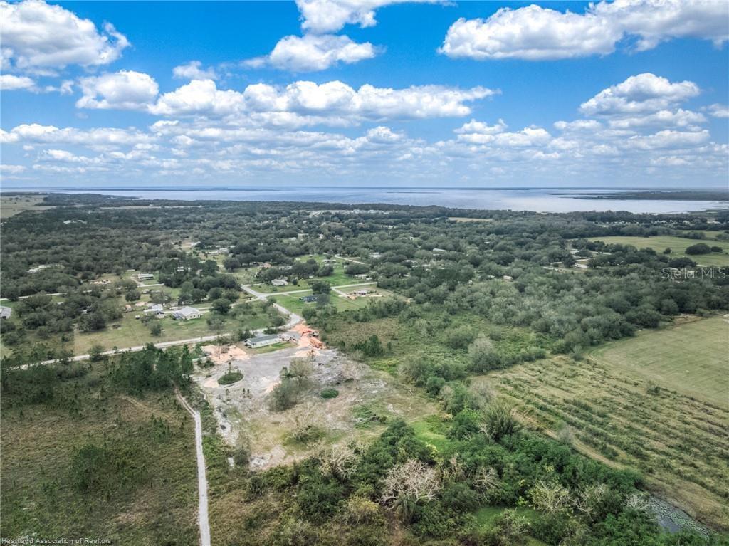 Image 12 of 18 For 701 Jolly Lane