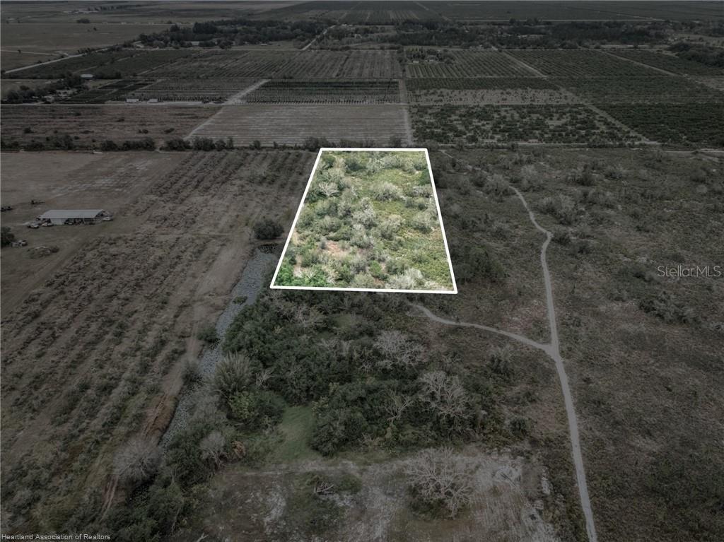 Image 4 of 18 For 701 Jolly Lane