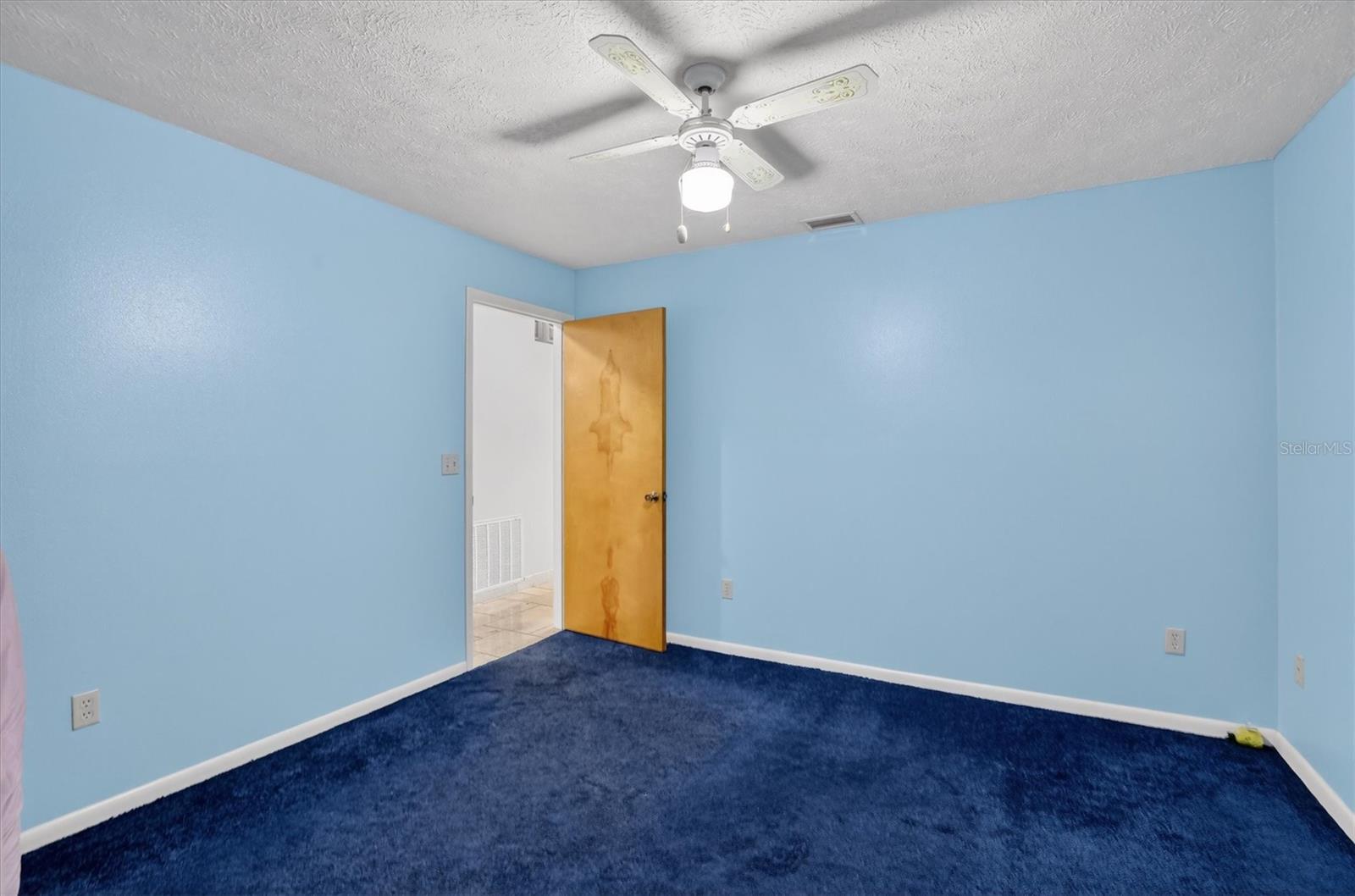 Image 17 of 56 For 2725 Charing Road