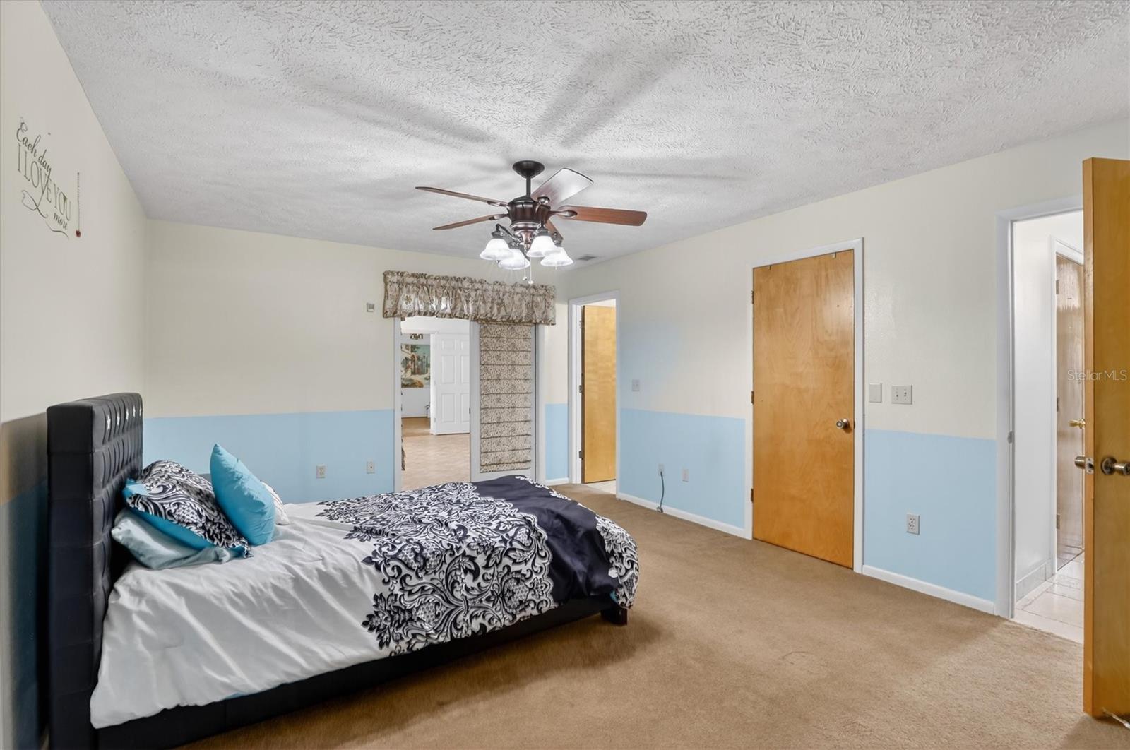 Image 22 of 56 For 2725 Charing Road