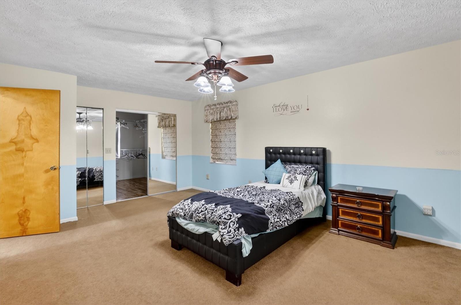 Image 23 of 56 For 2725 Charing Road