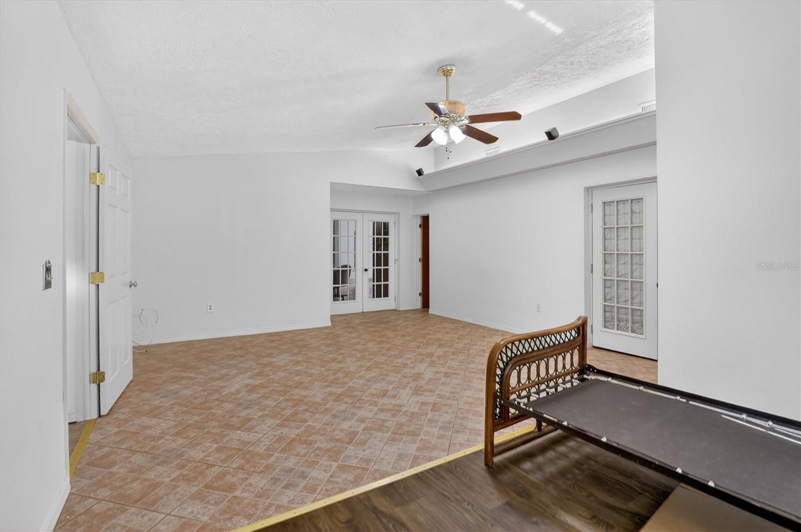 Image 28 of 56 For 2725 Charing Road