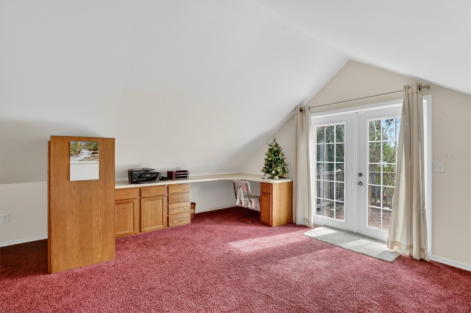 Image 35 of 56 For 2725 Charing Road