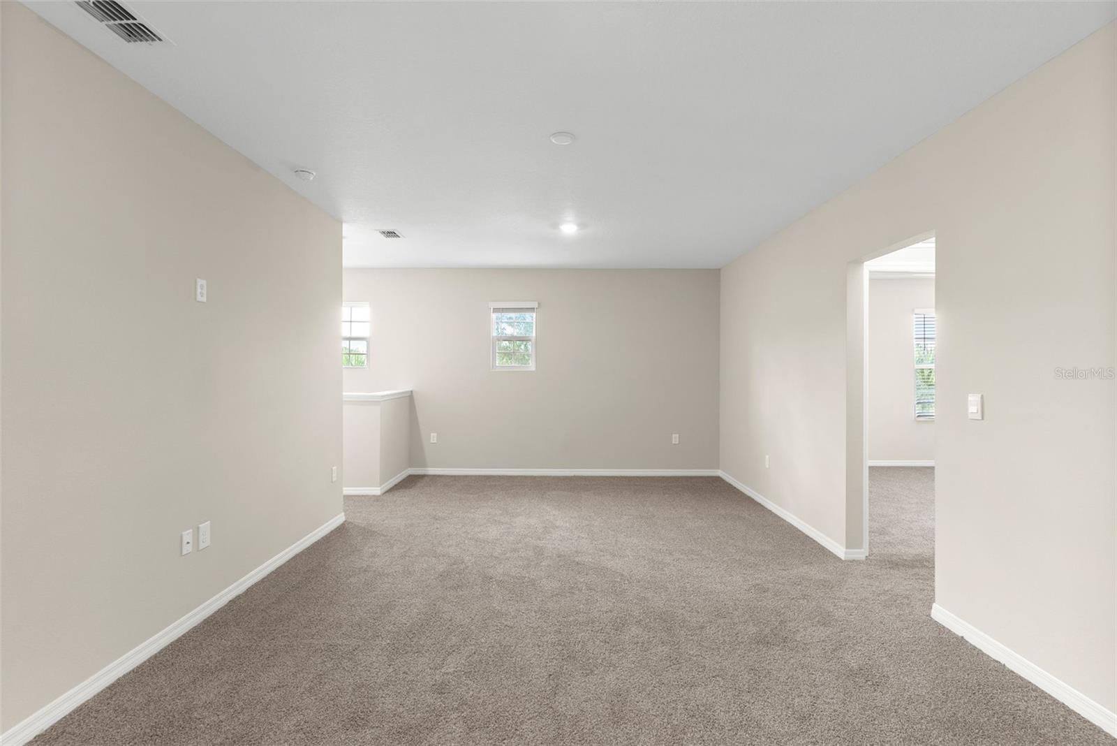 Image 23 of 47 For 5121 Oakbourne Avenue