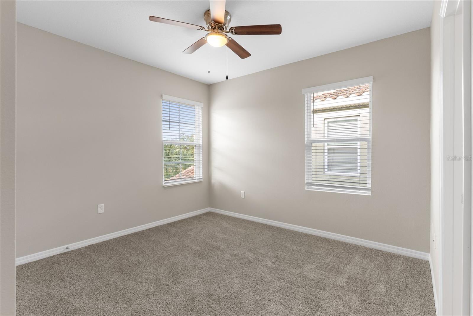 Image 29 of 47 For 5121 Oakbourne Avenue