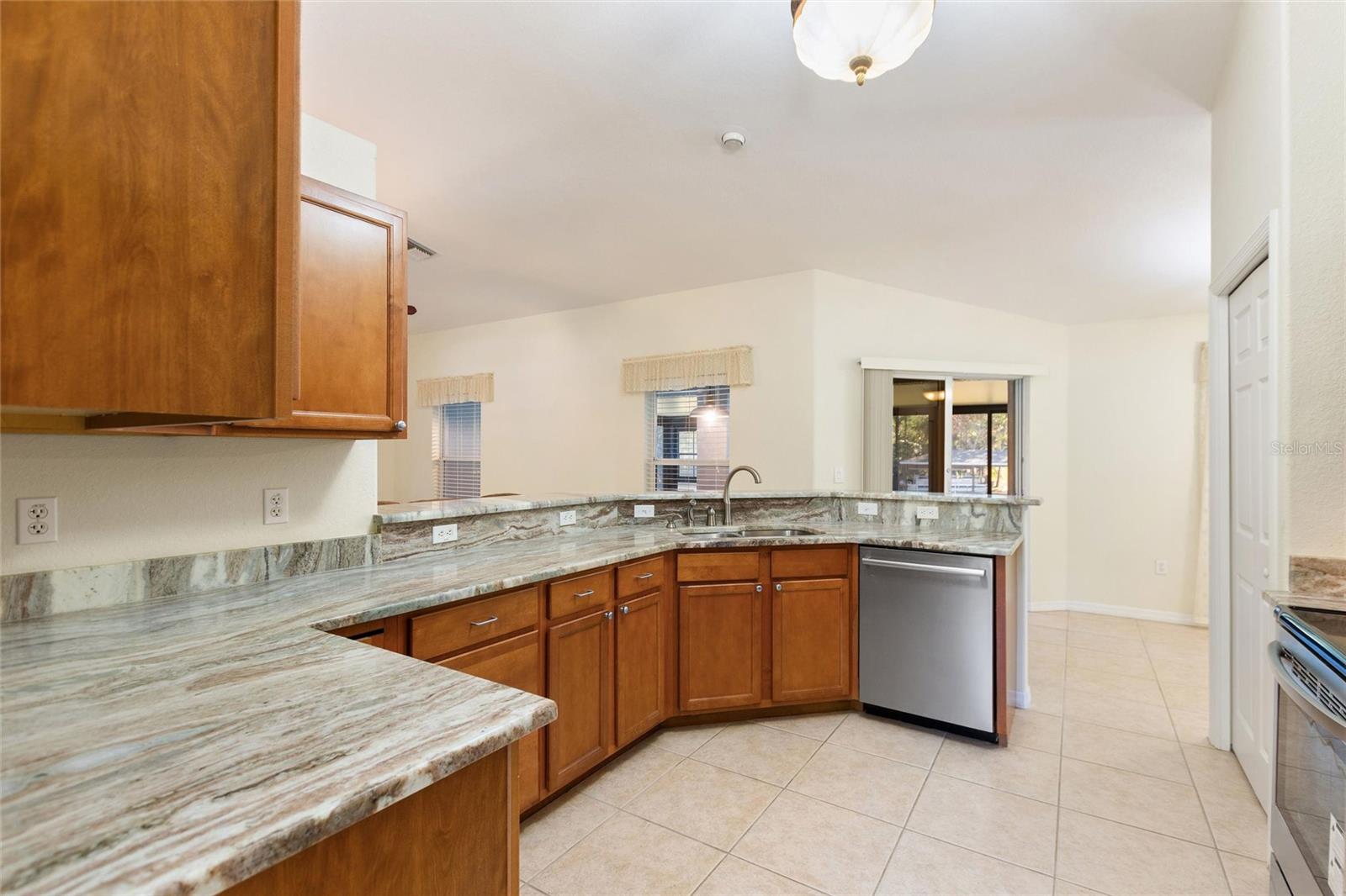 Image 13 of 82 For 6645 Amaryllis Drive