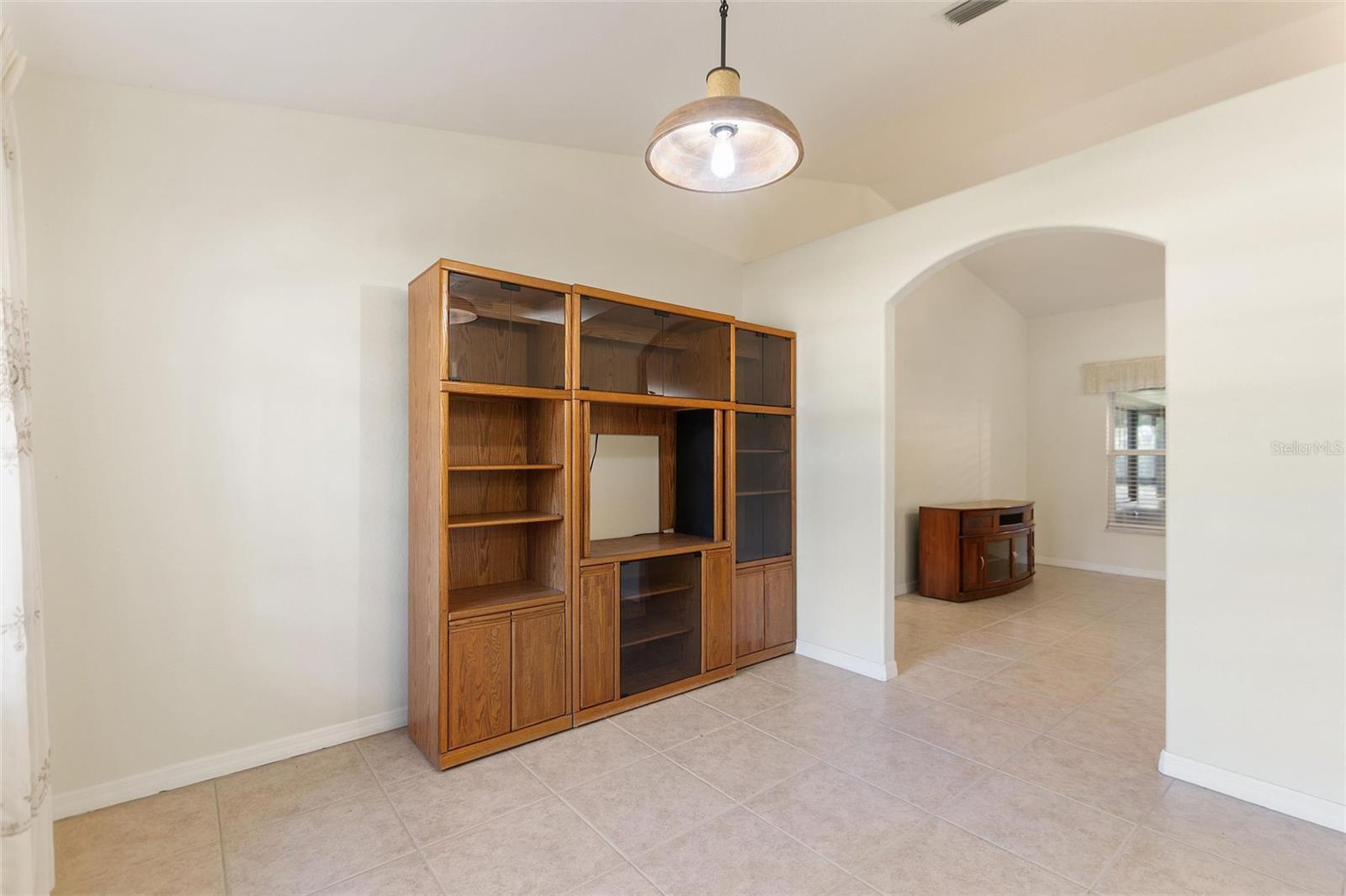 Image 9 of 82 For 6645 Amaryllis Drive