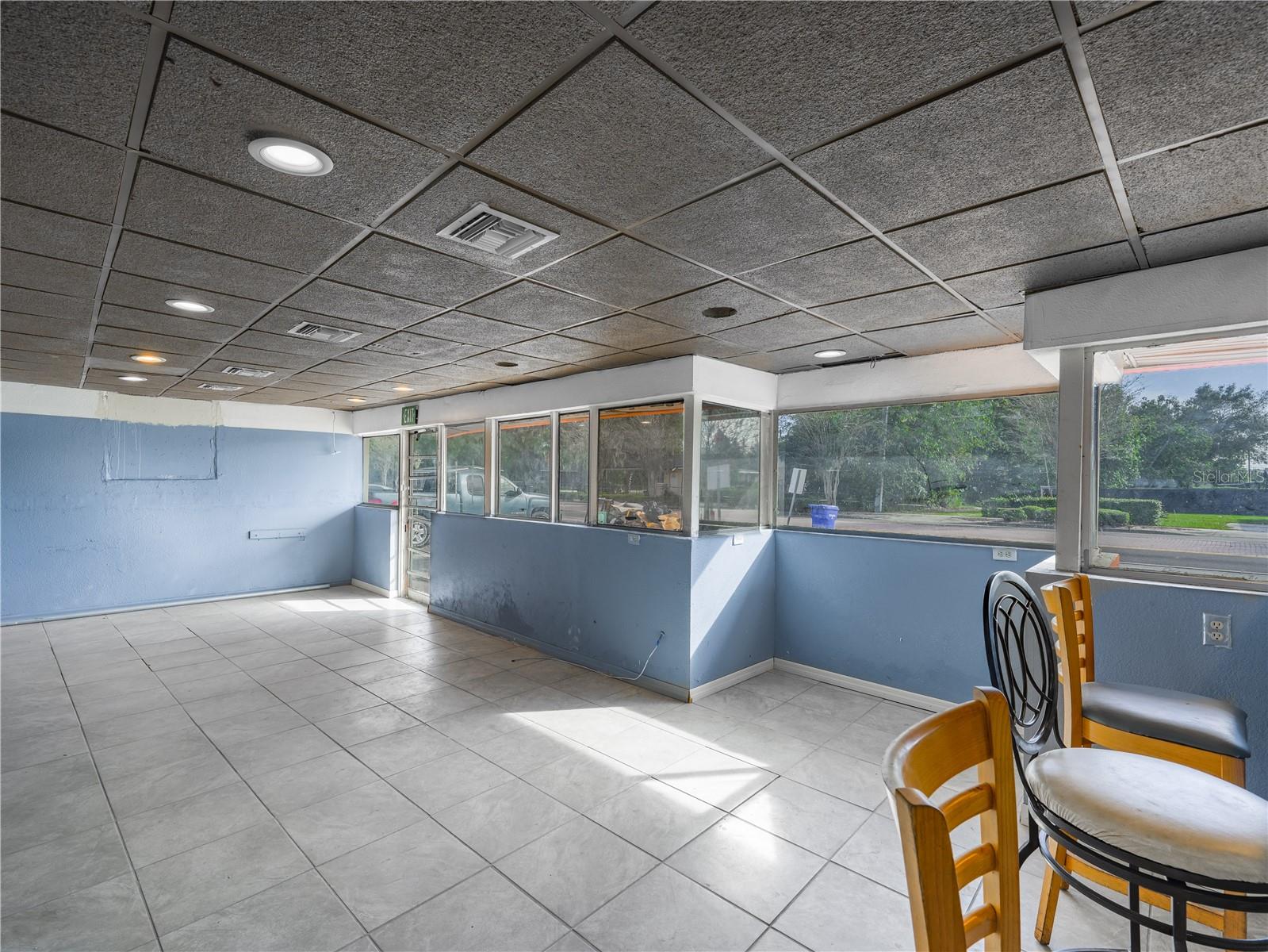 Image 5 of 11 For 409 Martin Luther King Boulevard Ne