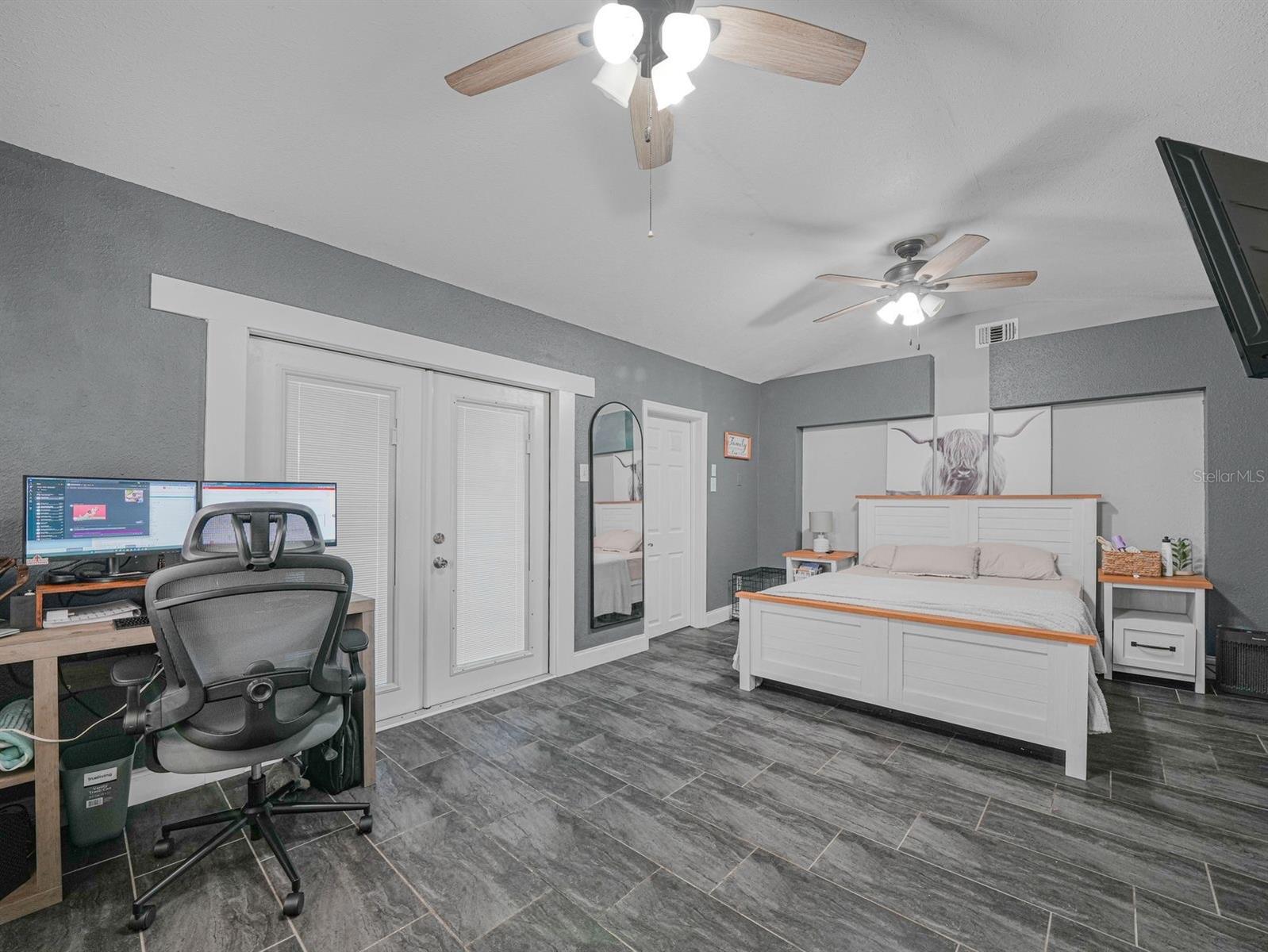 Image 15 of 45 For 611 Acacia Walk