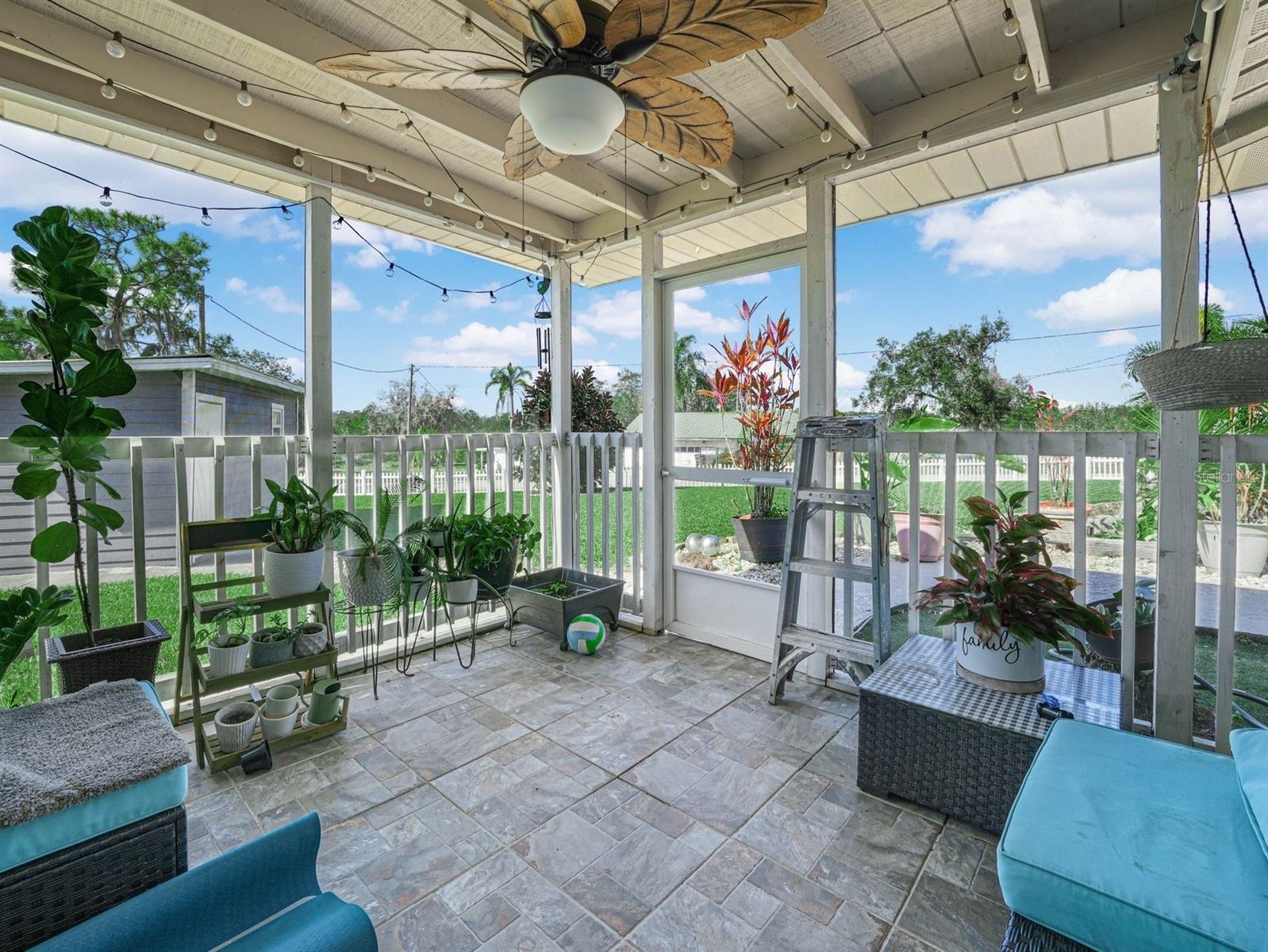 Image 5 of 45 For 611 Acacia Walk