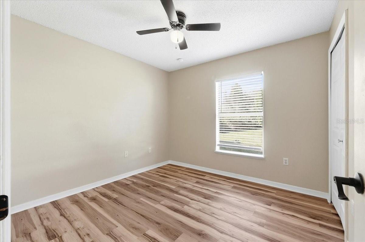 Image 15 of 34 For 2036 Whispering Trails Boulevard