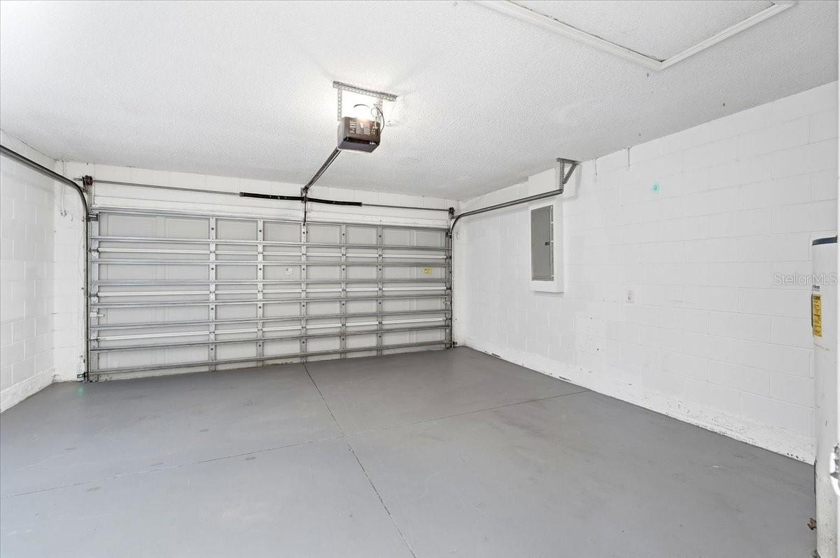 Image 22 of 34 For 2036 Whispering Trails Boulevard