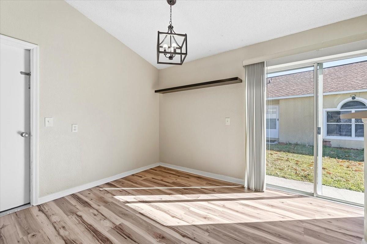 Image 24 of 34 For 2036 Whispering Trails Boulevard