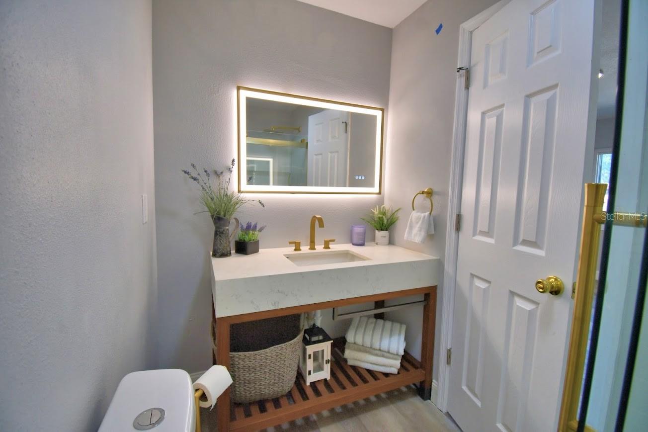 Image 19 of 25 For 626 Pavare Court 626