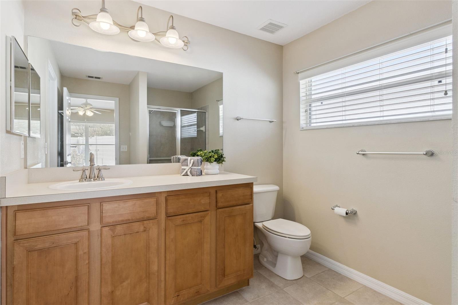 Image 15 of 43 For 3343 Livingston Way