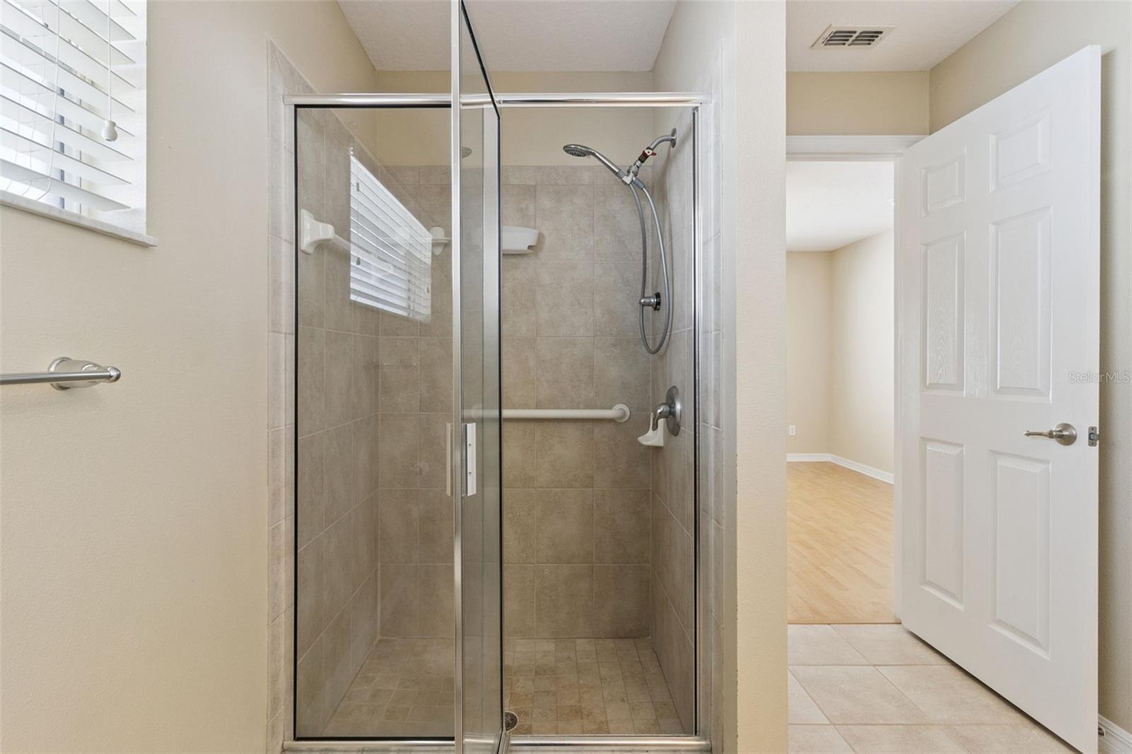 Image 16 of 43 For 3343 Livingston Way