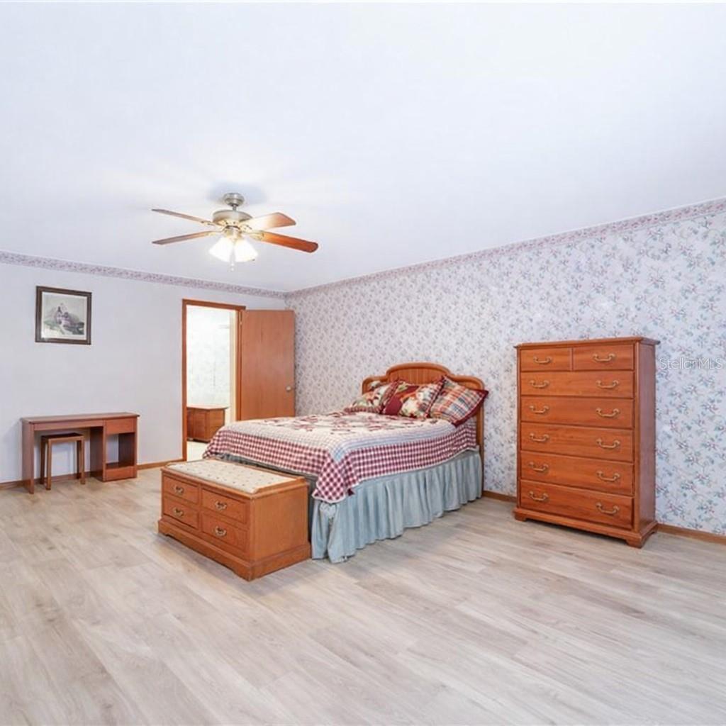 Image 11 of 23 For 114 Arrowhead Lane