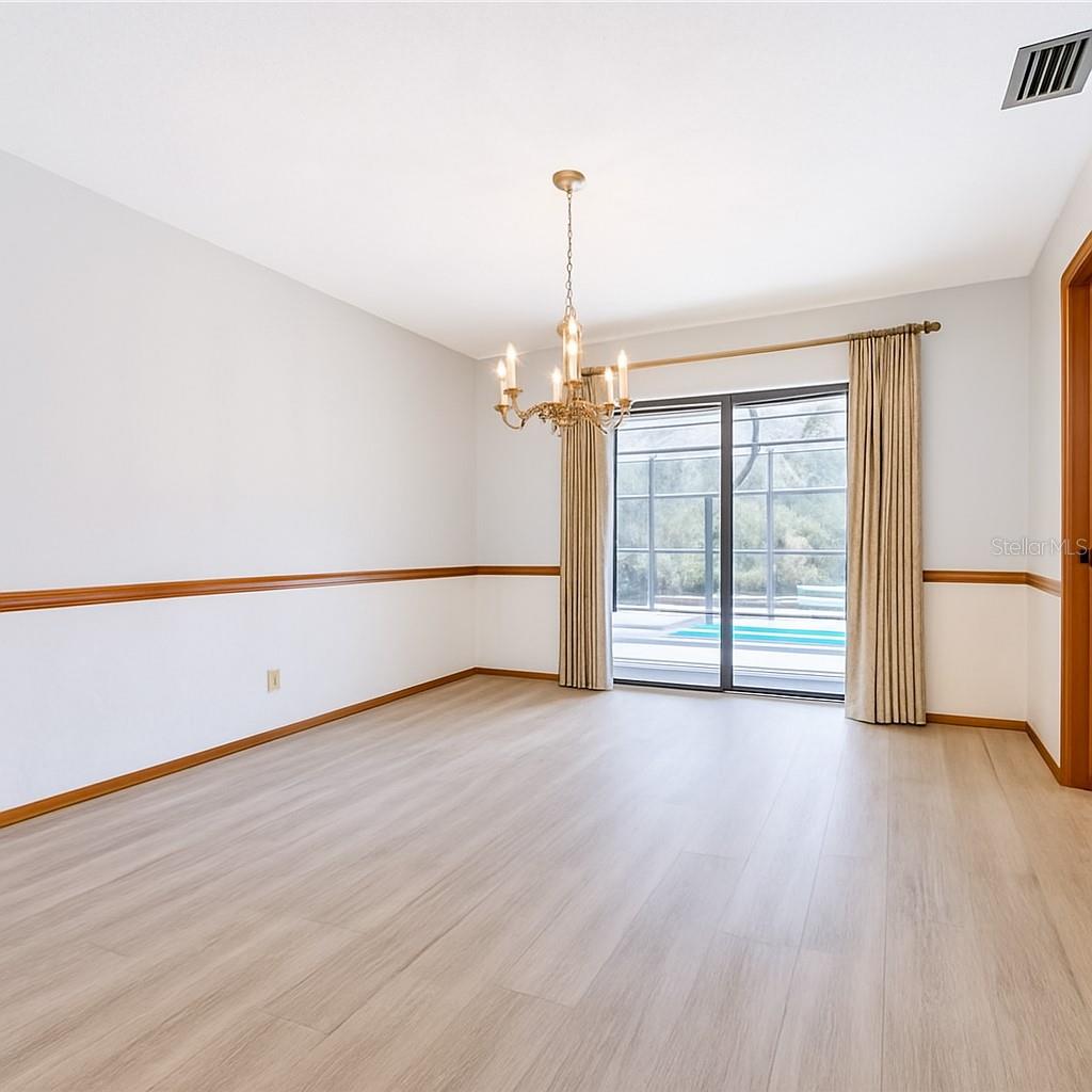 Image 5 of 23 For 114 Arrowhead Lane