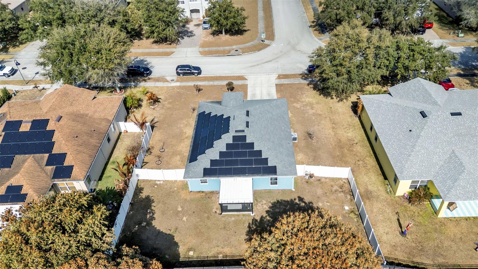 Image 26 of 37 For 302 Brookshire Drive