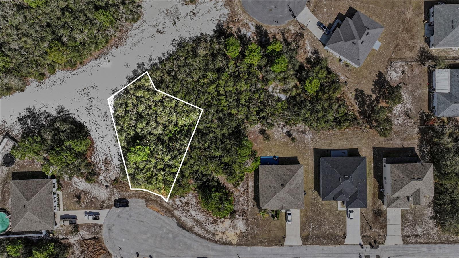 Image 16 of 17 For 611 Amazon Court