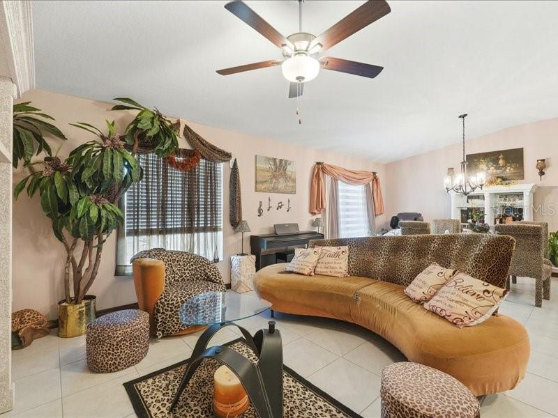 Image 4 of 38 For 3943 Resting Robin Avenue