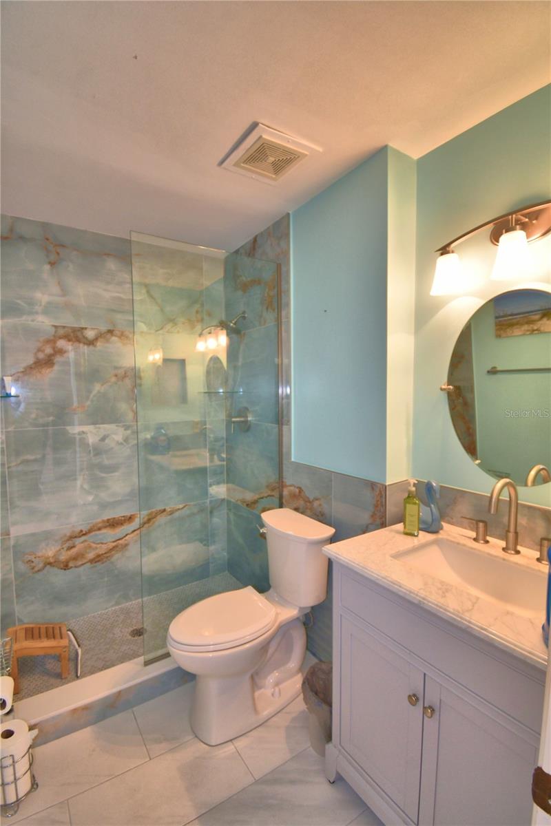 Image 11 of 37 For 345 24th Street Nw 25