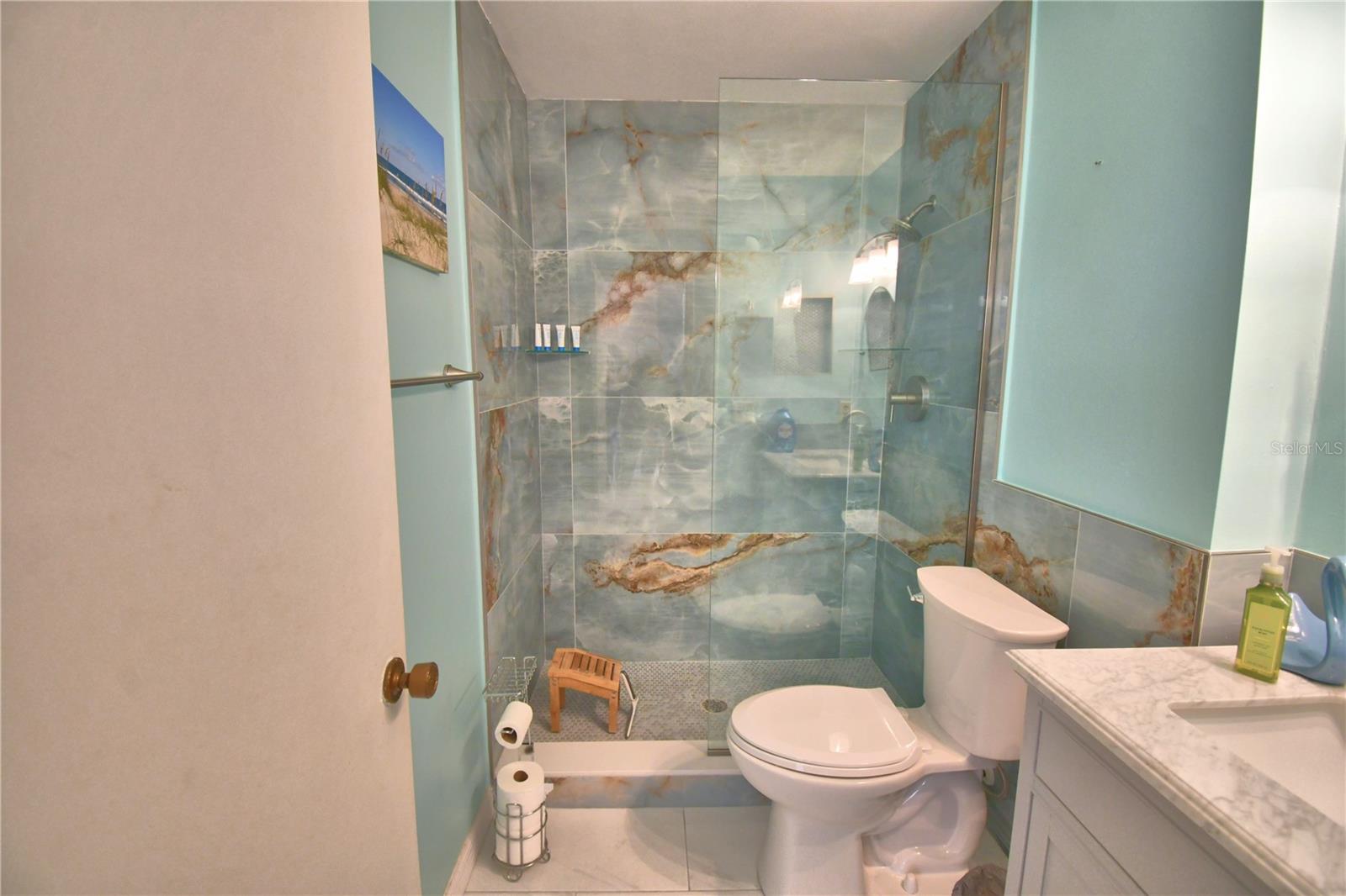 Image 12 of 37 For 345 24th Street Nw 25