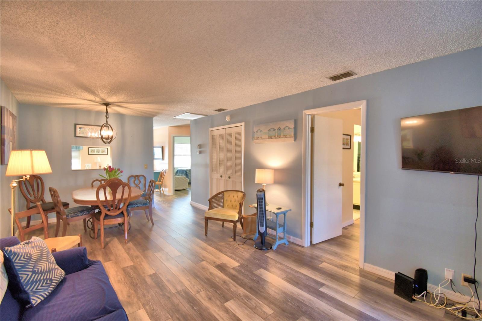 Image 21 of 37 For 345 24th Street Nw 25