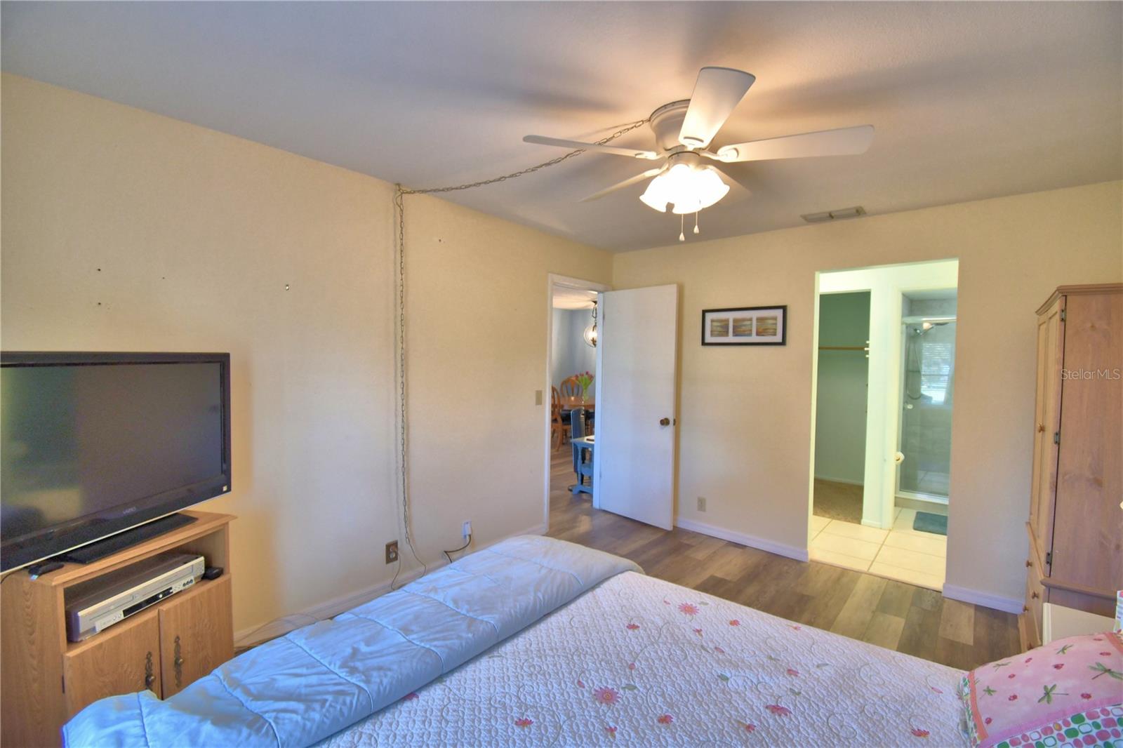 Image 25 of 37 For 345 24th Street Nw 25