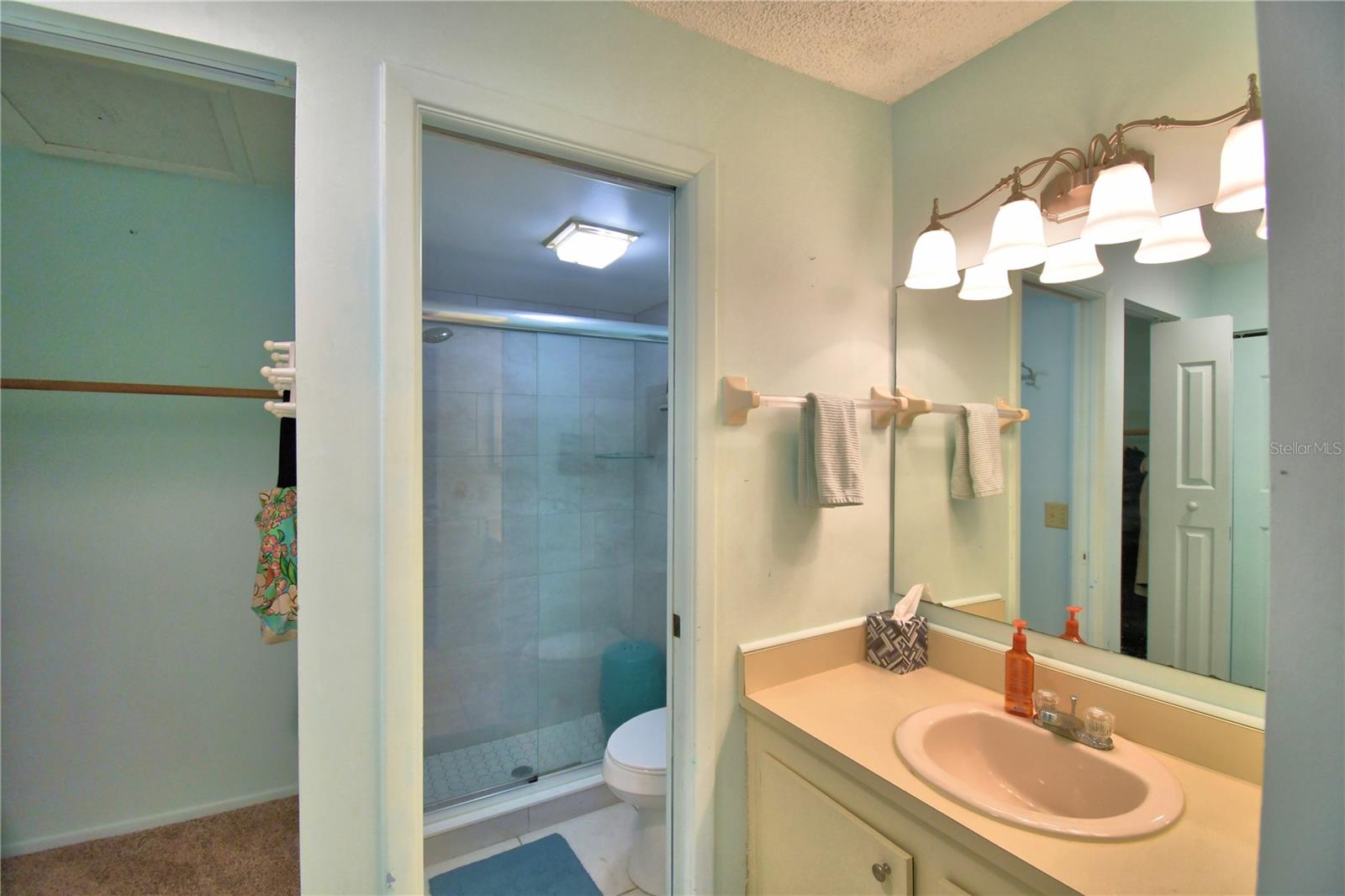 Image 28 of 37 For 345 24th Street Nw 25