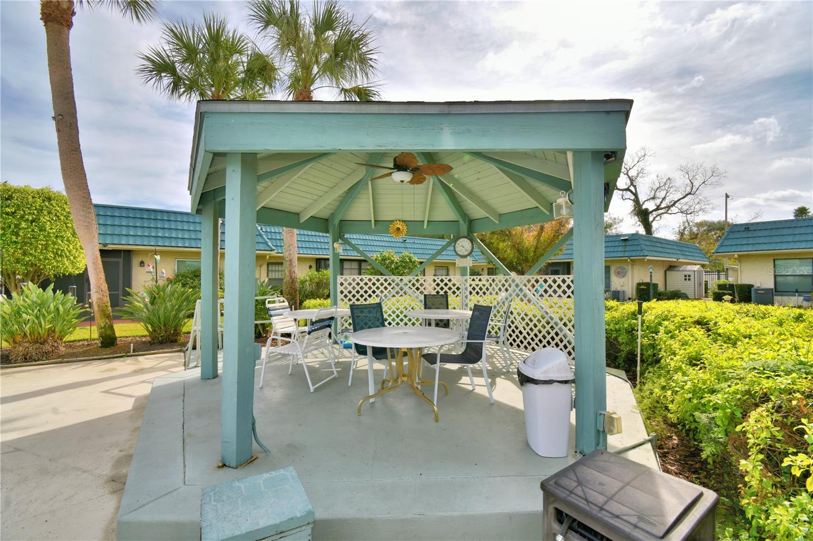 Image 5 of 37 For 345 24th Street Nw 25