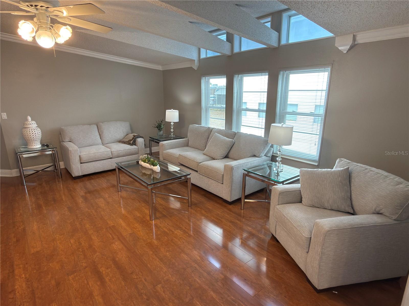 Image 21 of 56 For 5122 Southshore Drive