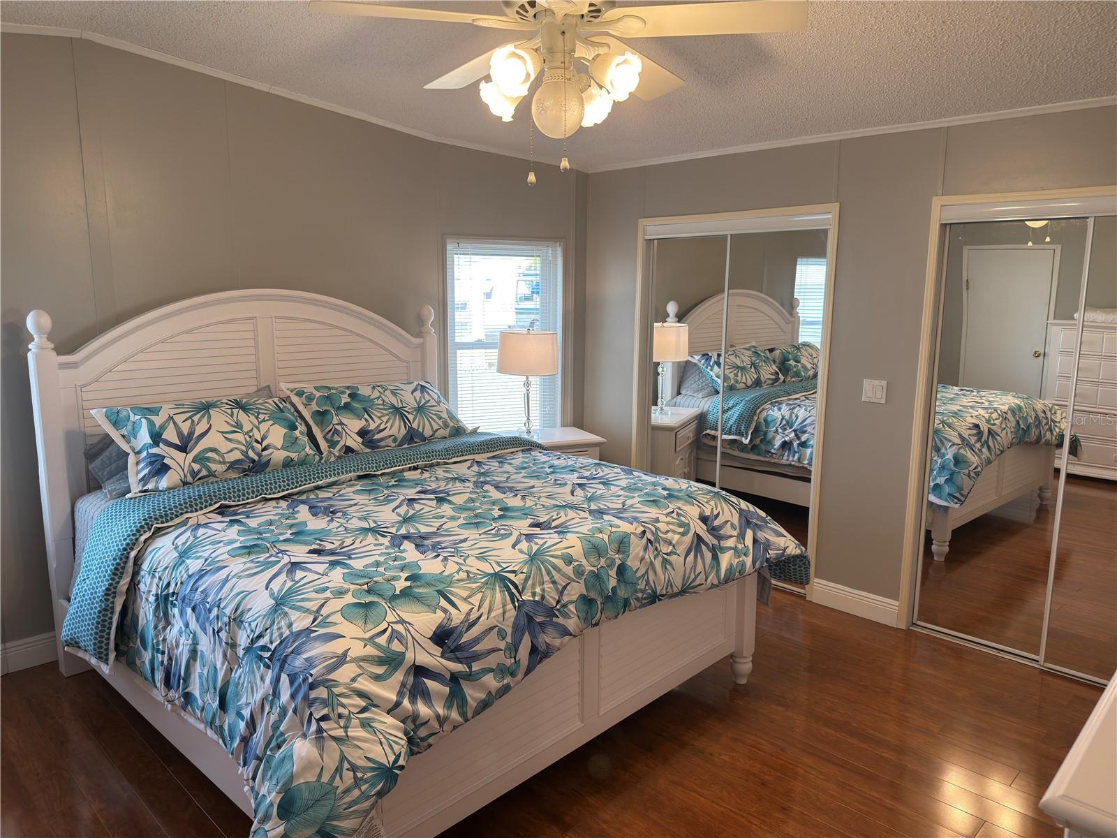 Image 24 of 56 For 5122 Southshore Drive