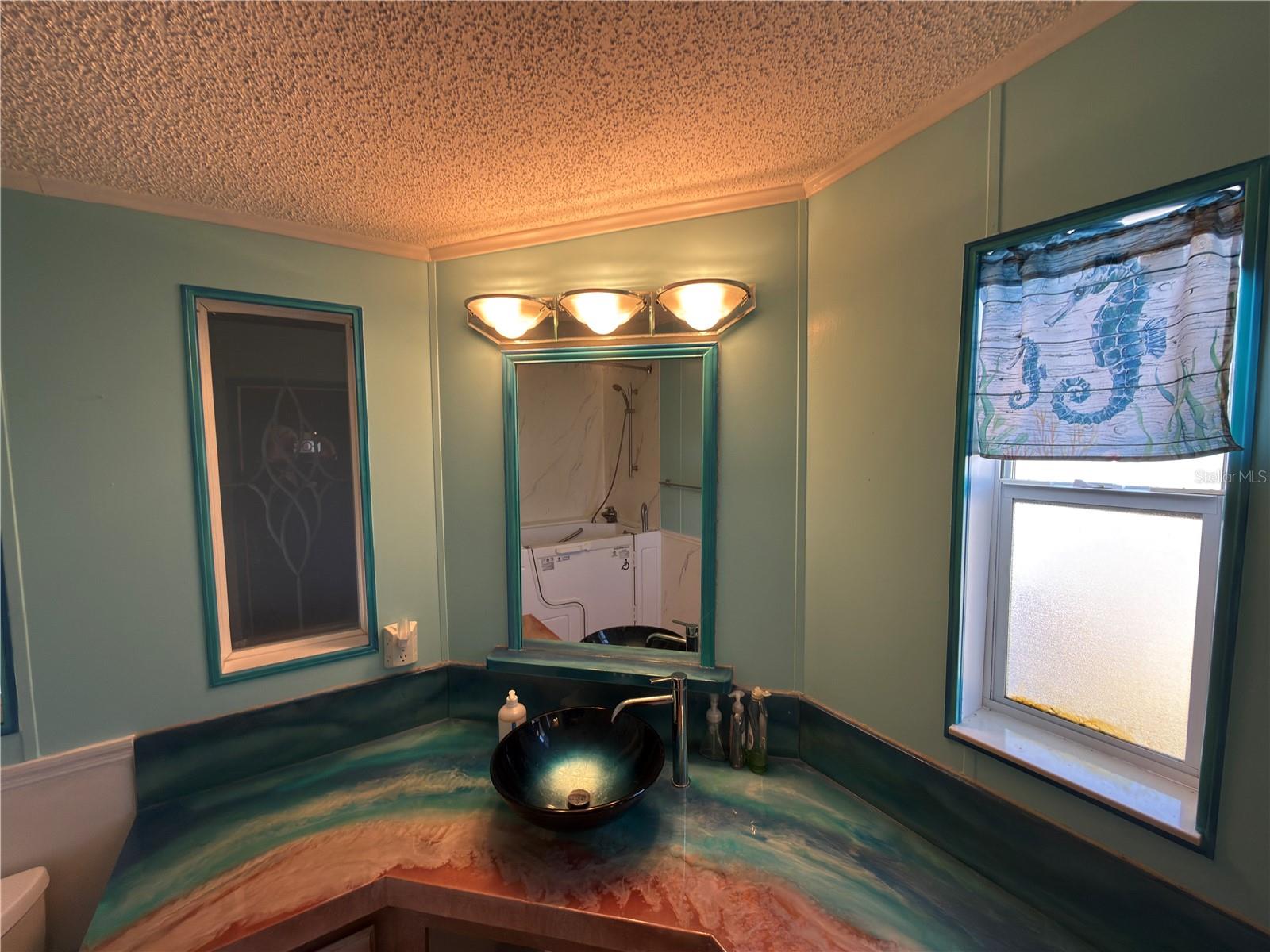 Image 27 of 56 For 5122 Southshore Drive