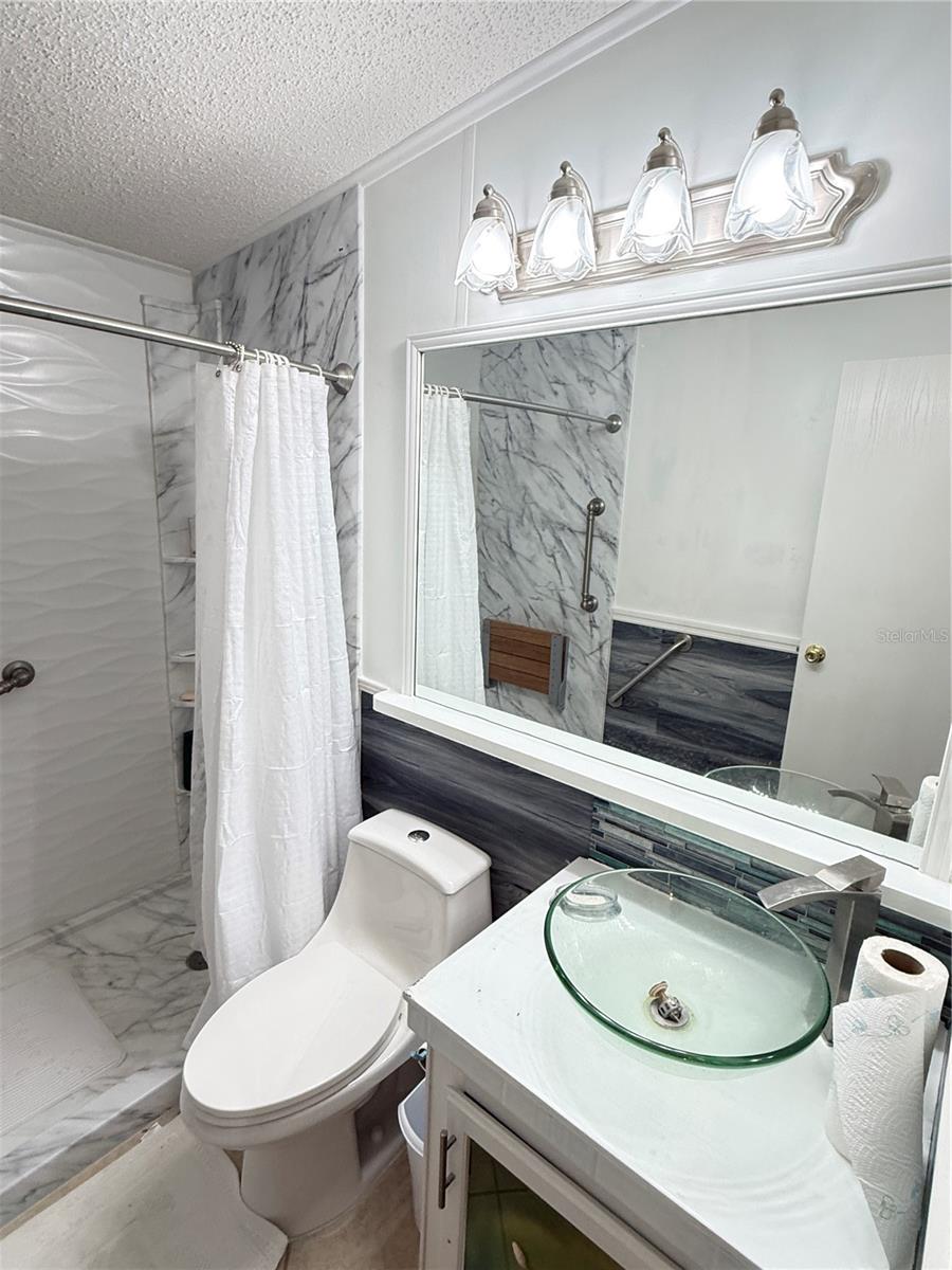 Image 31 of 56 For 5122 Southshore Drive