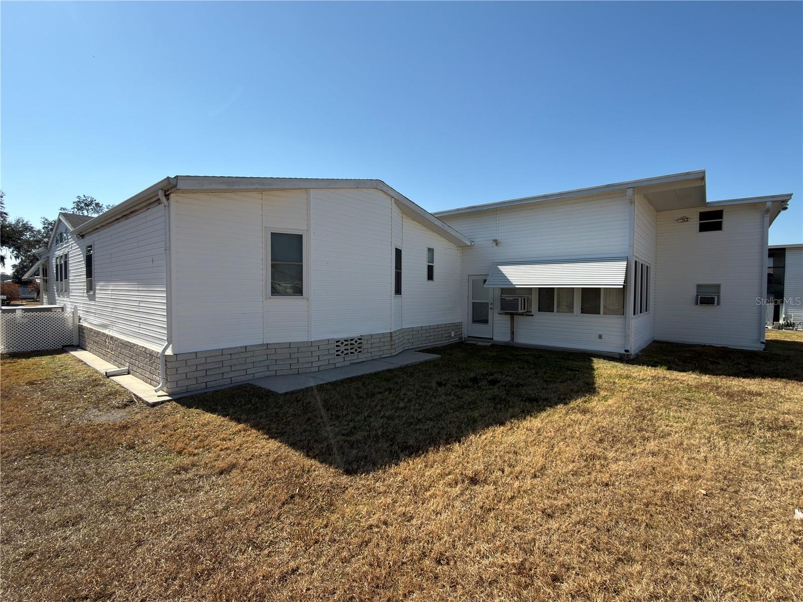 Image 44 of 56 For 5122 Southshore Drive