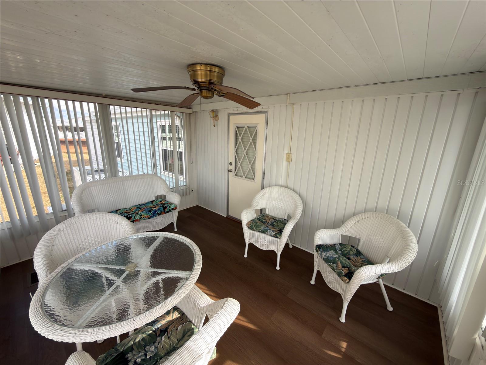 Image 30 of 45 For 4992 Shore Line Drive