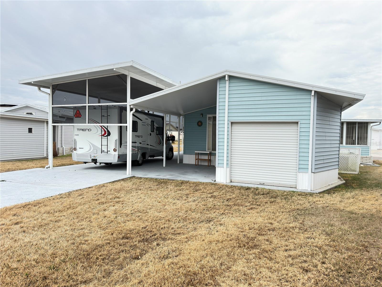 Image 40 of 45 For 4992 Shore Line Drive