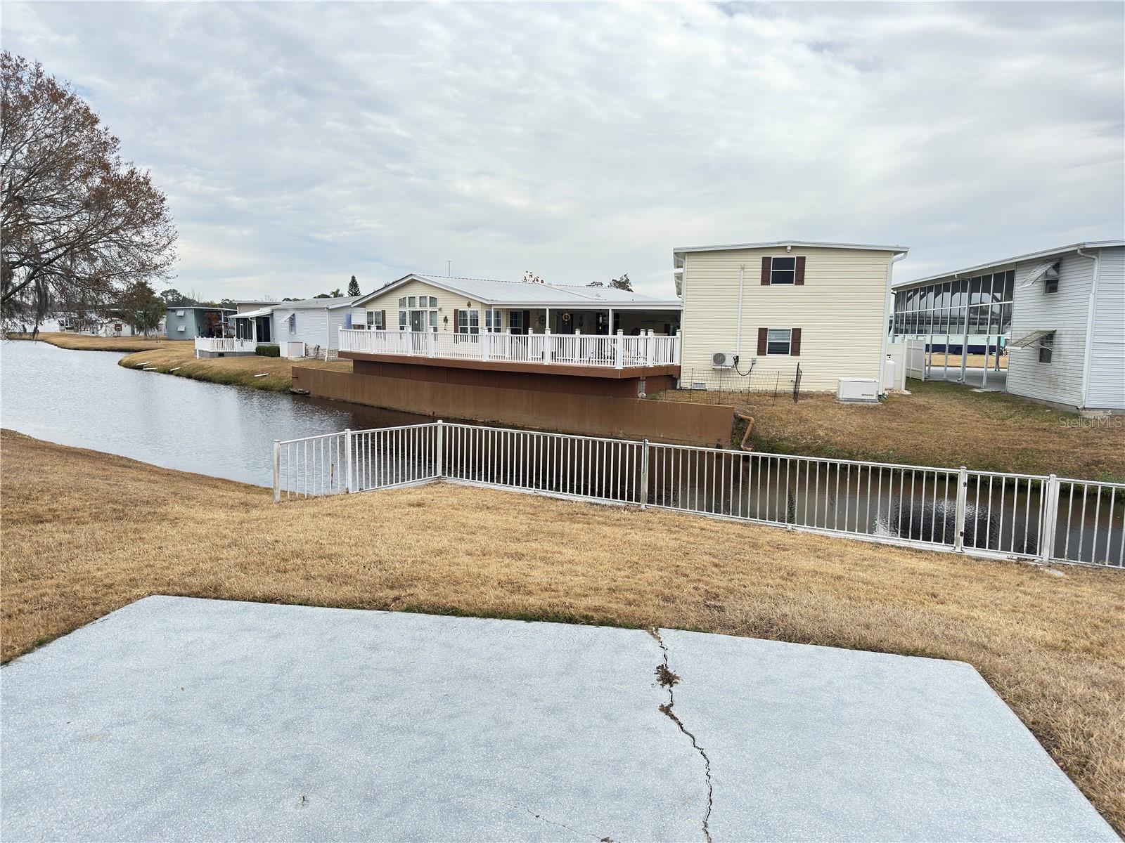 Image 43 of 45 For 4992 Shore Line Drive