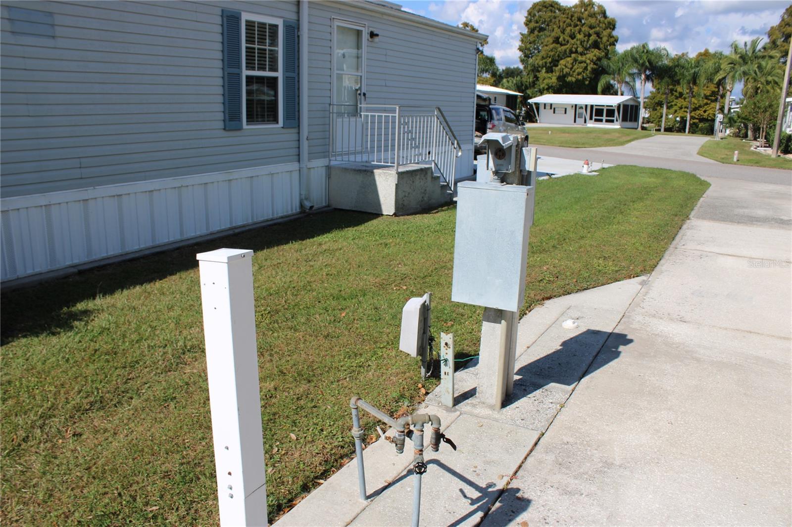 Image 10 of 34 For 5133 Shore Line Drive