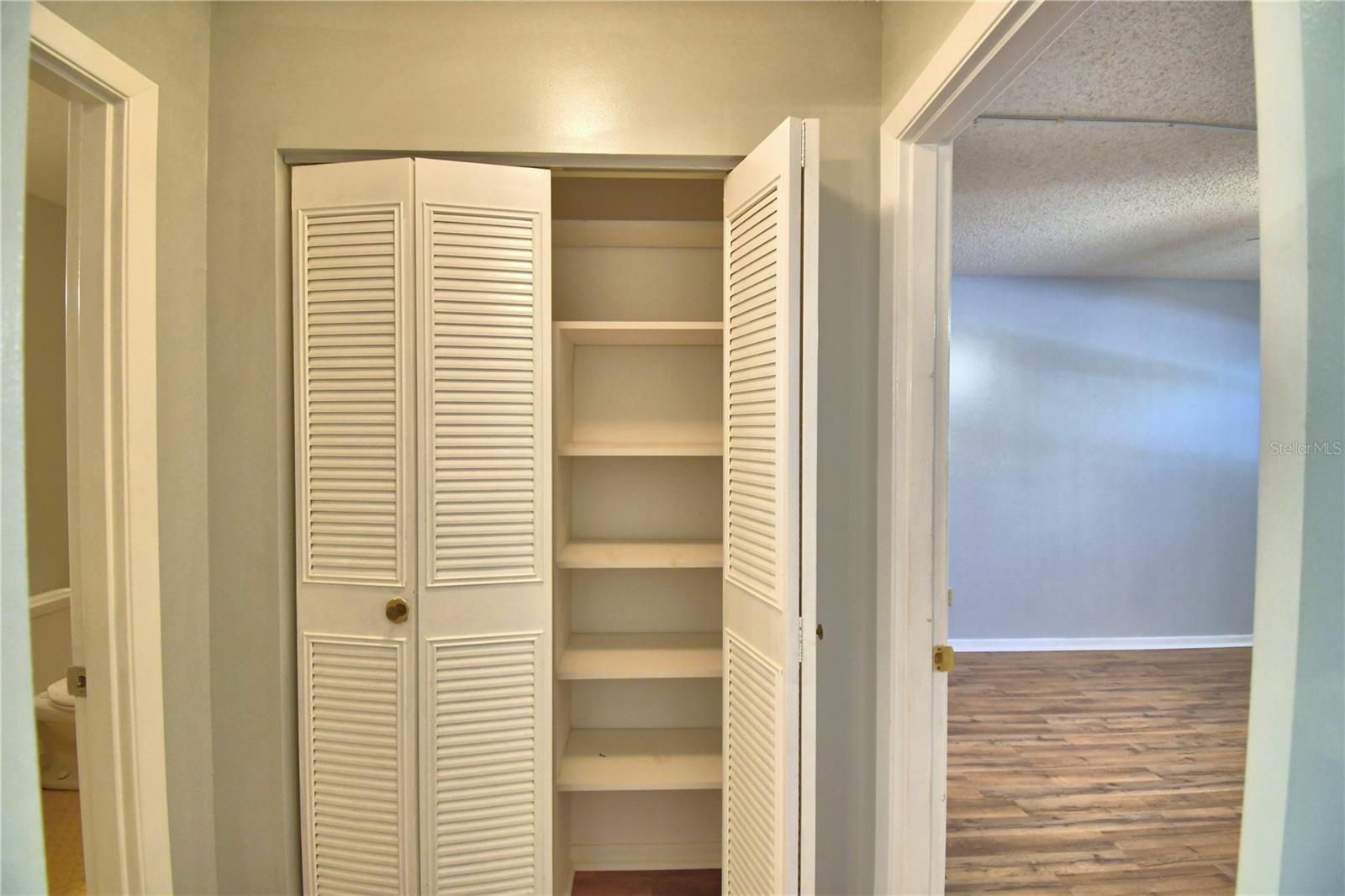 Image 24 of 51 For 200 El Camino Drive 203