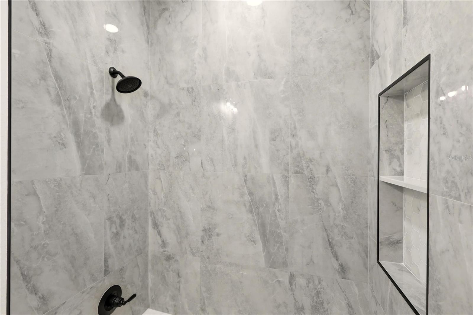 Image 22 of 33 For 3825 Citroen Drive