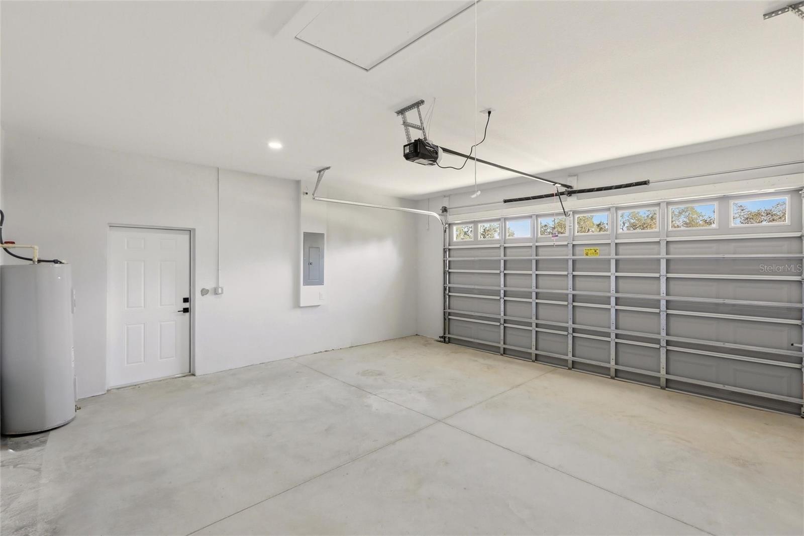 Image 28 of 33 For 3825 Citroen Drive